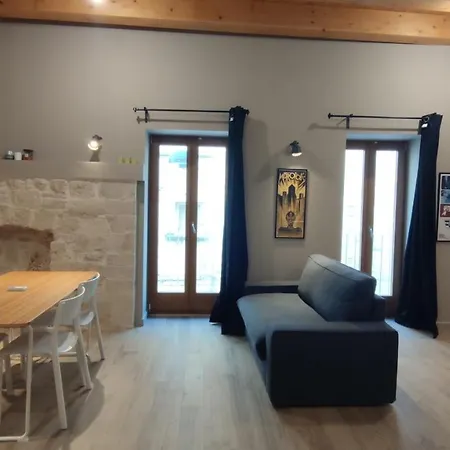 Alloggio Indipendente. Centro Storico Di Апартаменты *